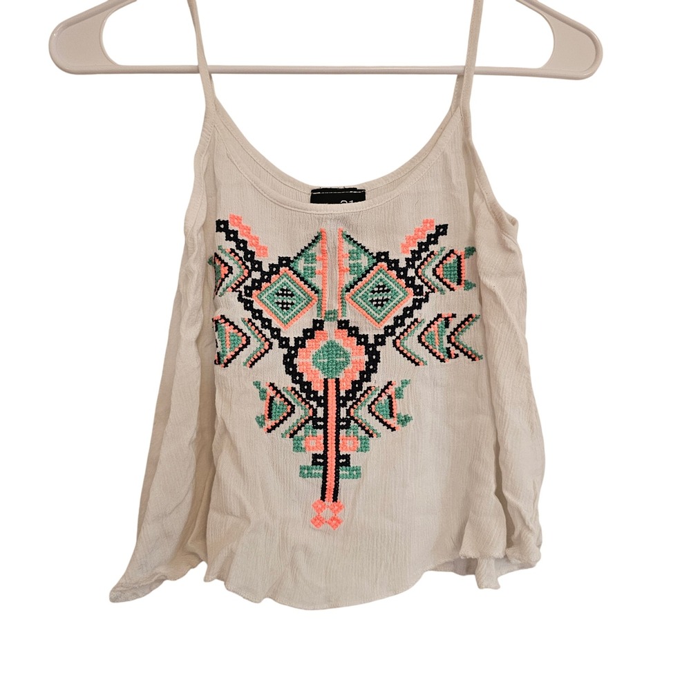 Rue 21 White Tank‎ Top Embroidered Geometric Tribal Design Spaghetti Strap